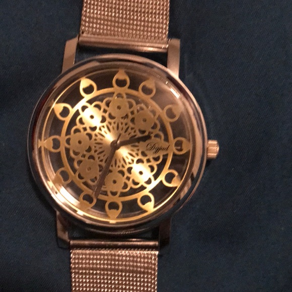 Watch - Picture 2 of 2